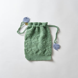 pansy crochet pouch/ green