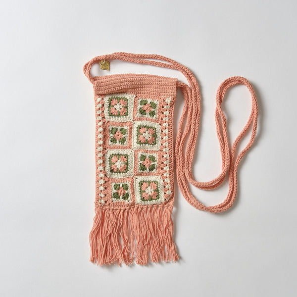 pansy crochet phone holder / pink-green
